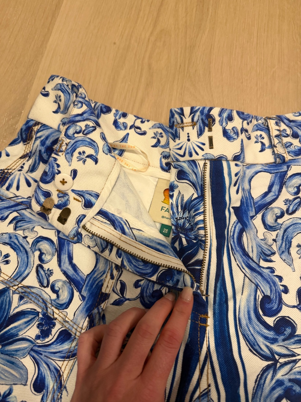 FARM Rio Garden Tiles White Shorts with Blue Floral Tile Print - Picture 4 of 5